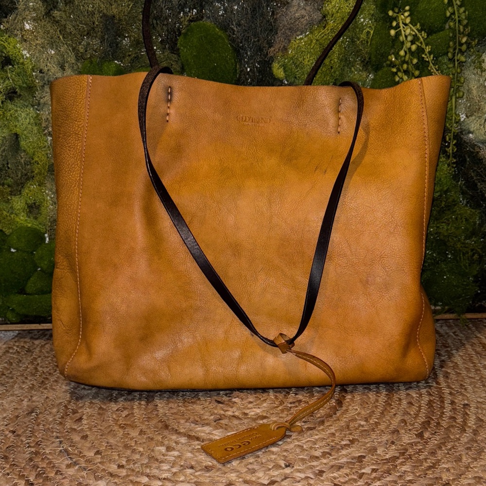 Old Trend Leather Tote Bag
